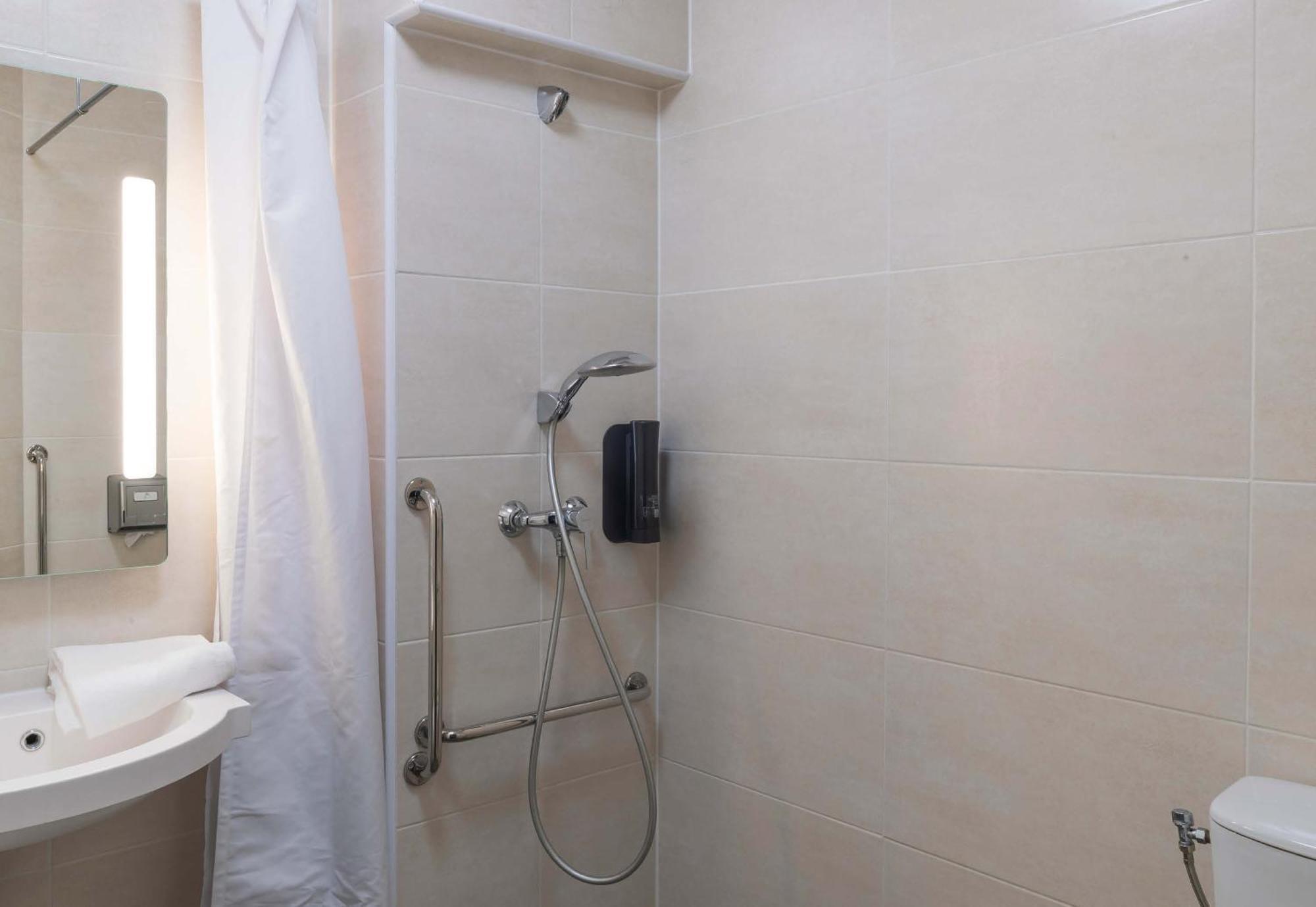 B&B Hotel Bourges 1 Εξωτερικό φωτογραφία